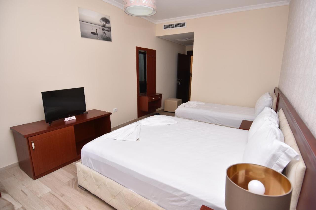 Hotel Summer Stars Vlorë Exterior foto