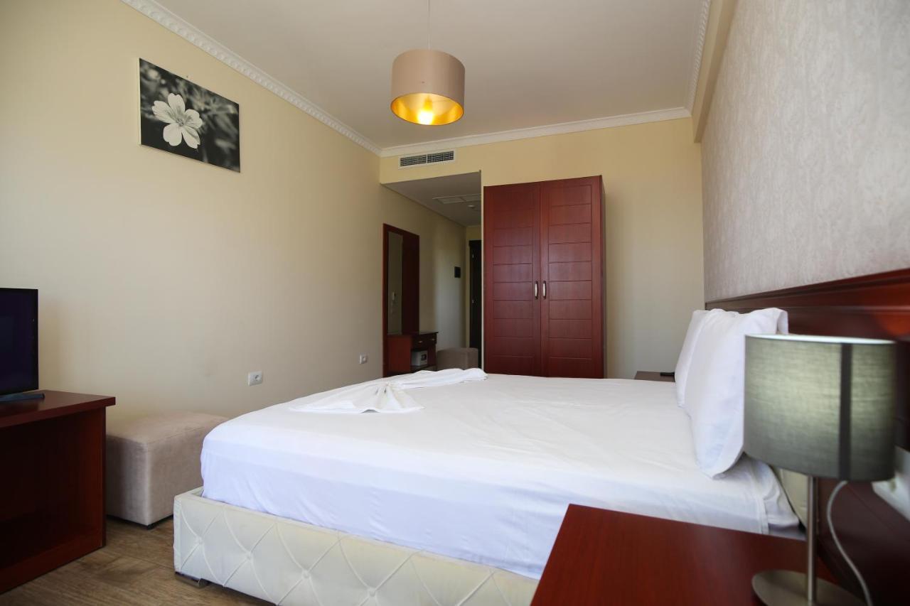 Hotel Summer Stars Vlorë Exterior foto